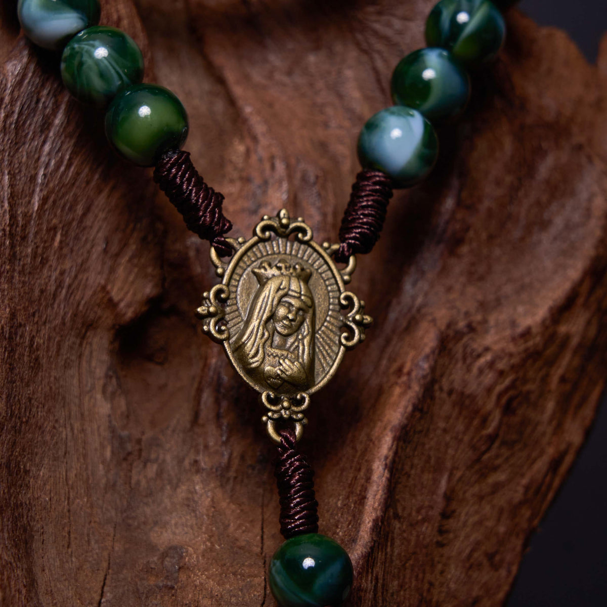 Our Lady of Guadalupe & Crucifix of 10 mm Round Green Agate Nylon Cord Rosary