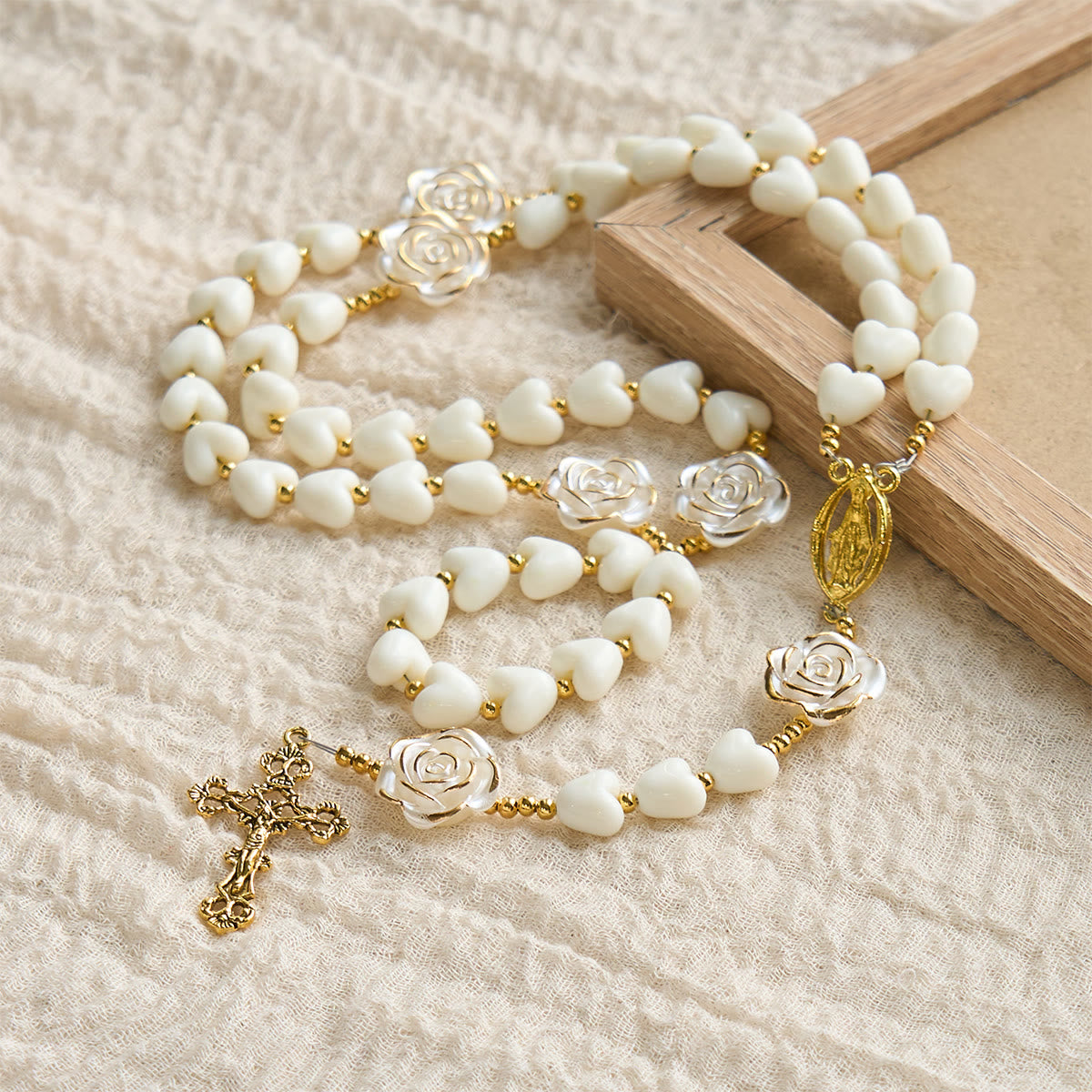 10mm Luminous Heart and White Rose Rosary: Mary's Gentle Protection