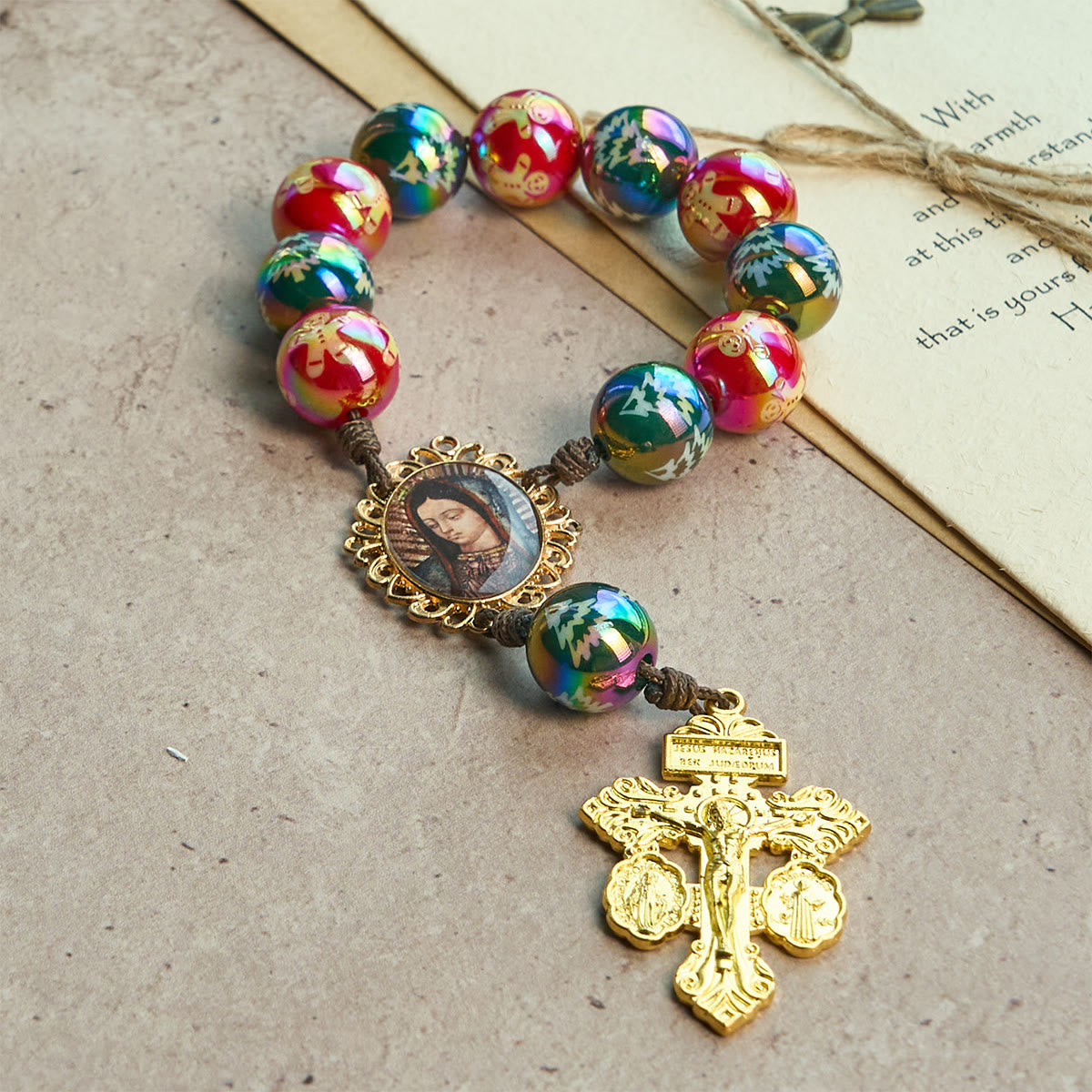 Christmas Devotion Red Green Holiday Beads Pocket Rosary: Pray anywhere, anytime
