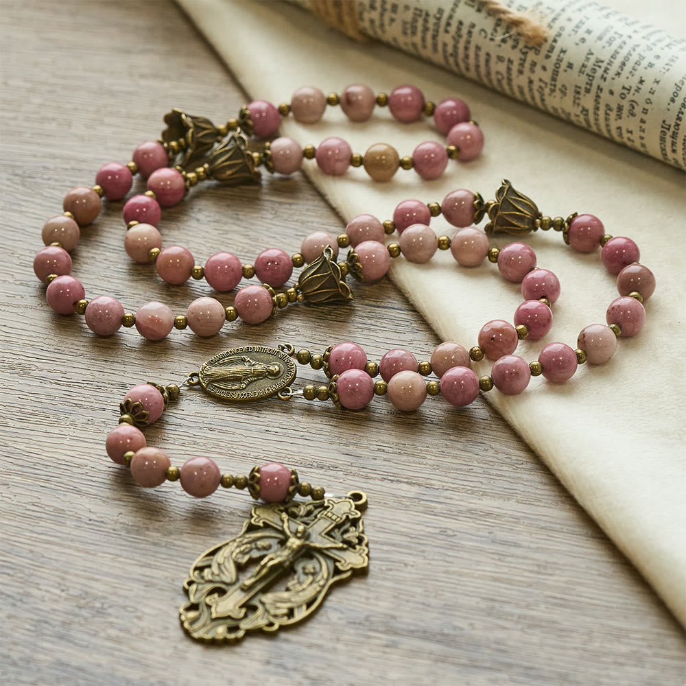 Rosewood Pattern & Bronze Tulip Rosary: Steadfast Grace in Prayer
