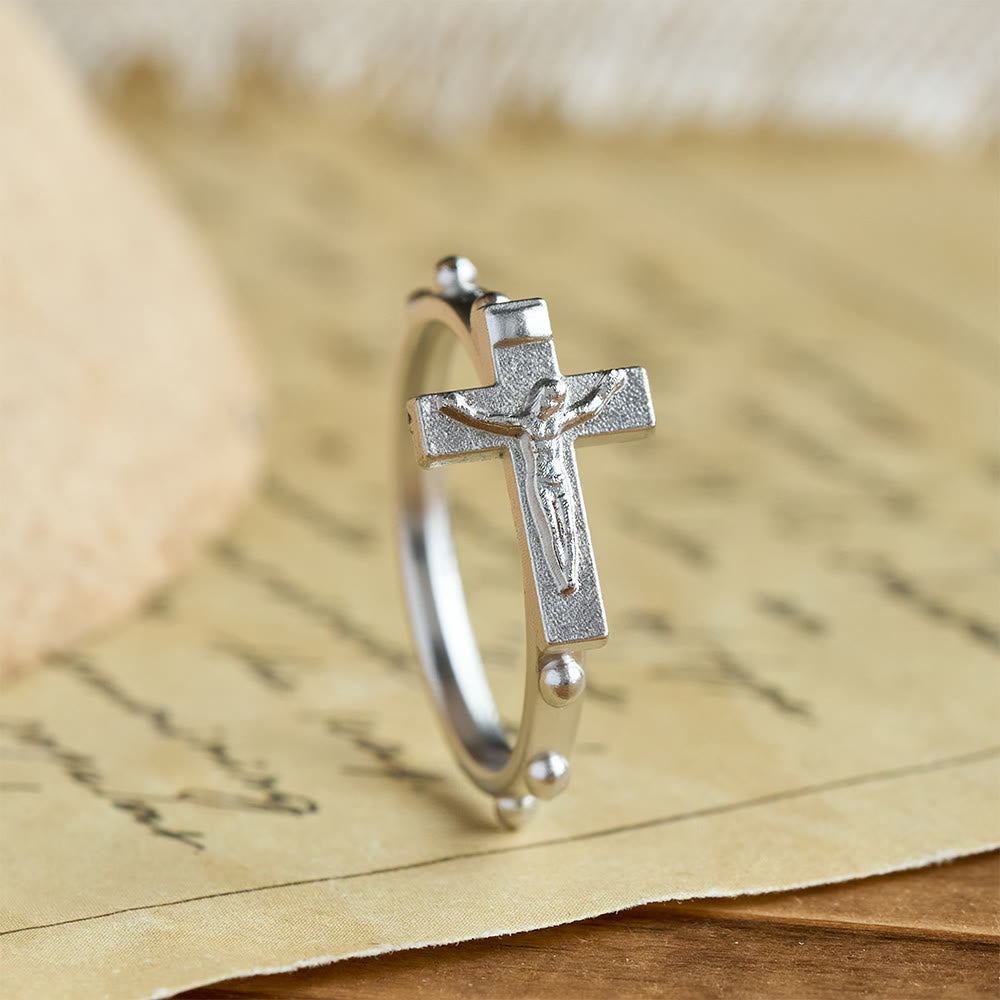 Classic Rosary Ring with Crucifix and Continuous Beaded Prayer Band: A Timeless Emblem of Devotion