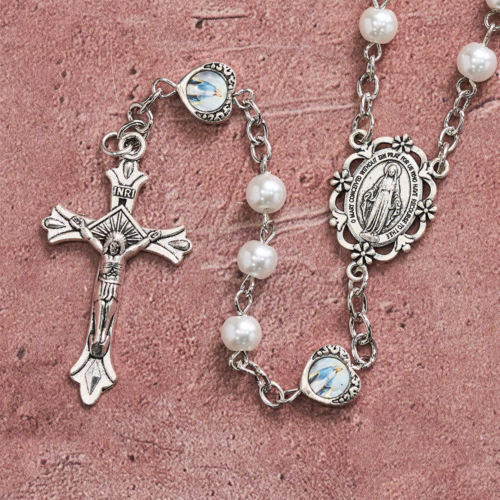 Multi-Tone Glossy Pearlescent Bead Heart Saint Portrait Prayer Rosary: Emblem of Gentle Heavenly Shelter
