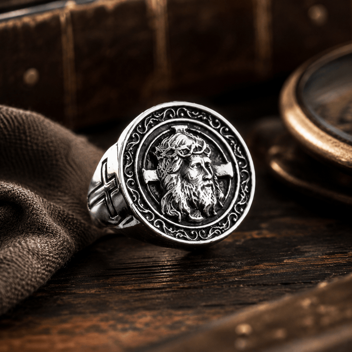 Round Plaque Crown of Thorns Jesus Scroll Border Signet Ring: Timeless Emblem of Unshakable Sacred Faith