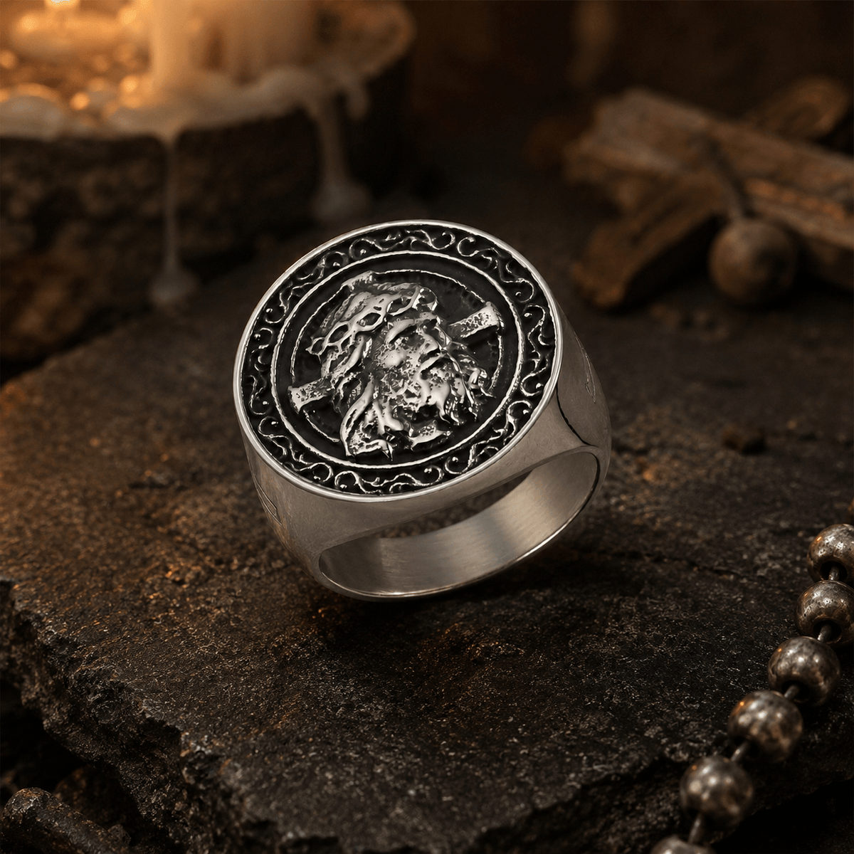 Round Plaque Crown of Thorns Jesus Scroll Border Signet Ring: Timeless Emblem of Unshakable Sacred Faith