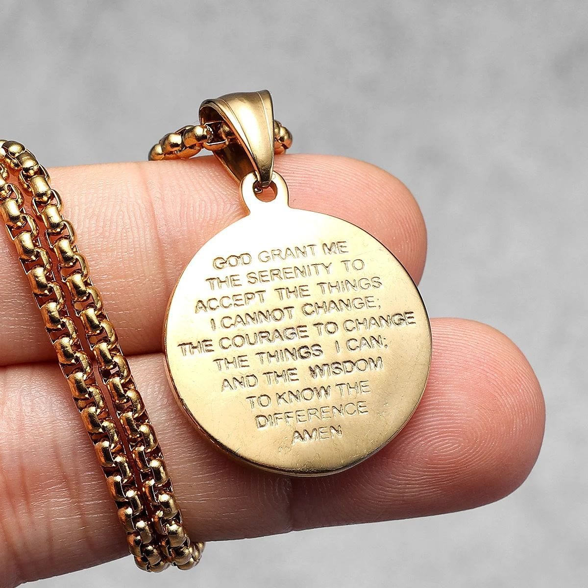 Crown Of Thorns Jesus Portrait Round Medal Box Chain Necklace: Timeless Emblem of Gentle Heavenly Guardianship