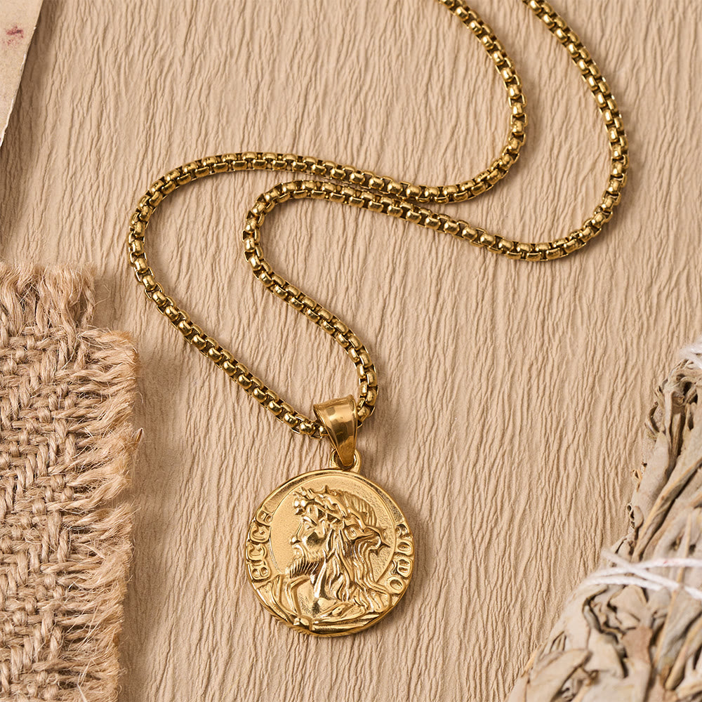 Crown Of Thorns Jesus Portrait Round Medal Box Chain Necklace: Timeless Emblem of Gentle Heavenly Guardianship