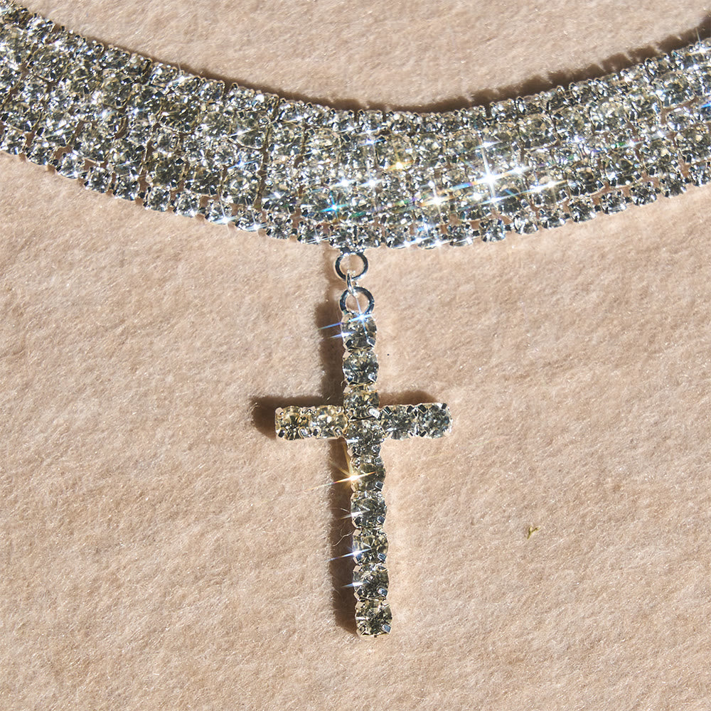 Dazzling Rhinestone Cross Choker Necklace: Token of Unfailing Heavenly Grace