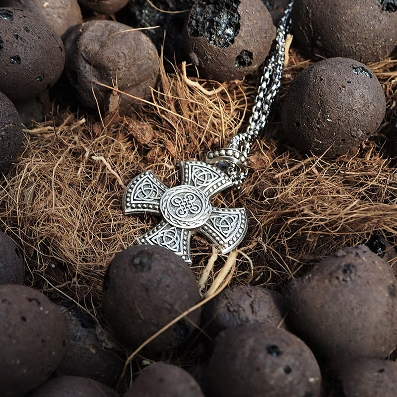 925 Sterling Silver Vintage & Classic Cross Necklace: Ancient Elegance Meets Spiritual Symbolism