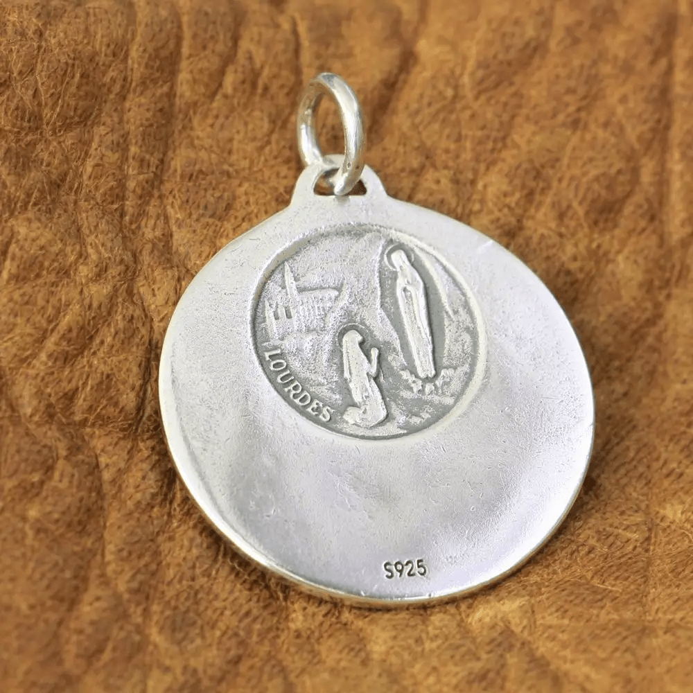 Graceful Virgin Mary Pendant Necklace in 925 Sterling Silver for Daily Devotion