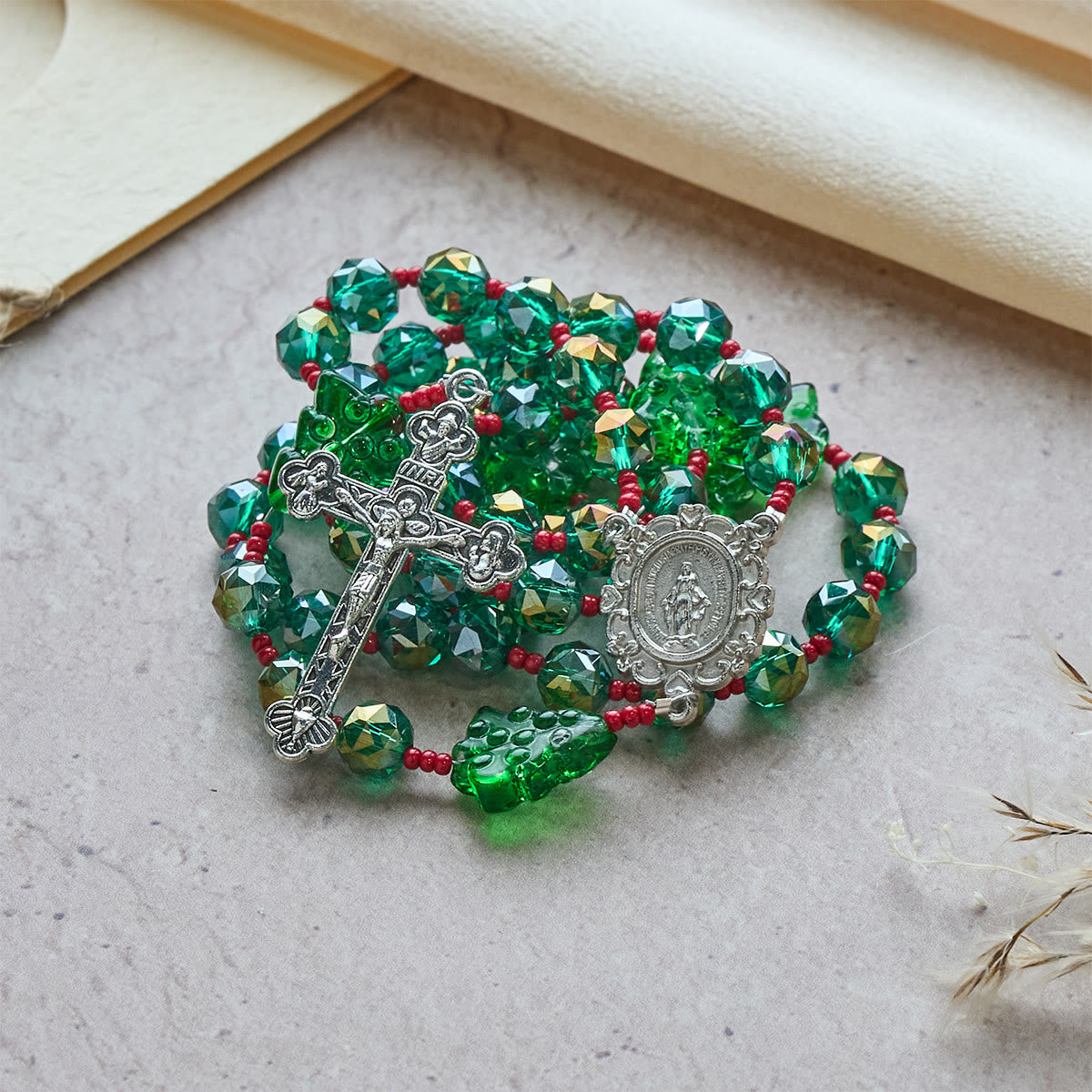 Christmas Gift: Joyful Green Tree of Hope Christmas Rosary: Celebrate Christ's Birth