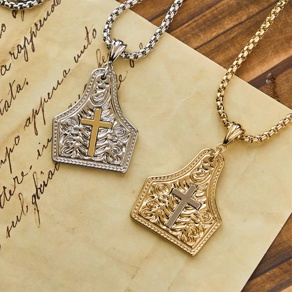 Ornate Cross Pendant Necklace: Steadfast Faith for Daily Wear