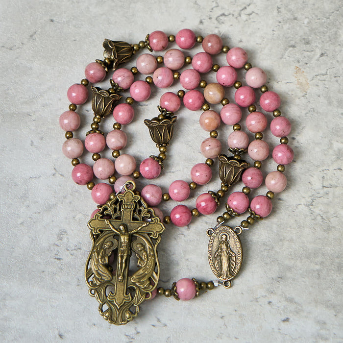 Rosewood Pattern & Bronze Tulip Rosary: Steadfast Grace in Prayer