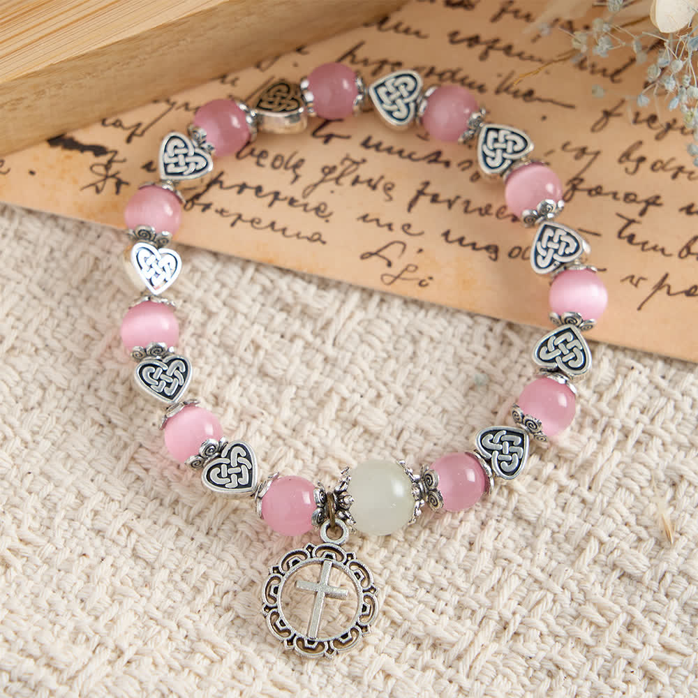 Celtic Knot Cat’s Eye Bracelet: Gentle Companion of Daily Grace