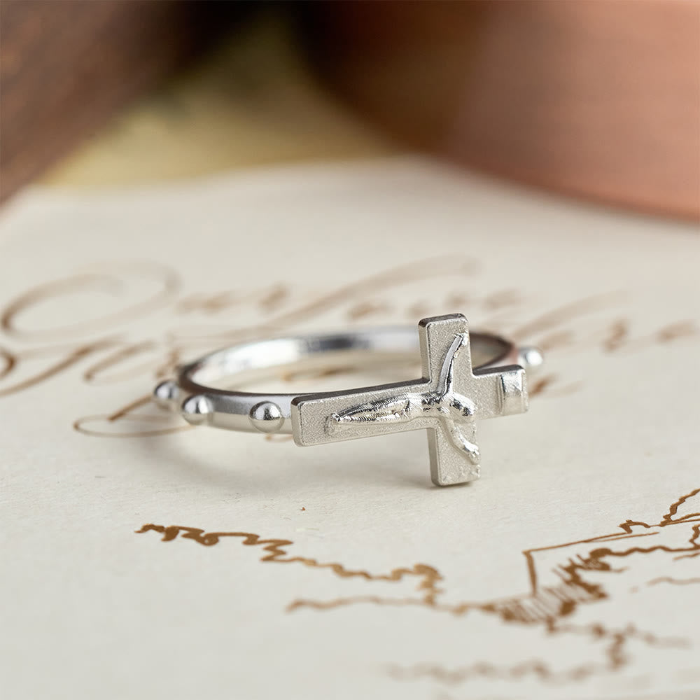 Classic Rosary Ring with Crucifix and Continuous Beaded Prayer Band: A Timeless Emblem of Devotion