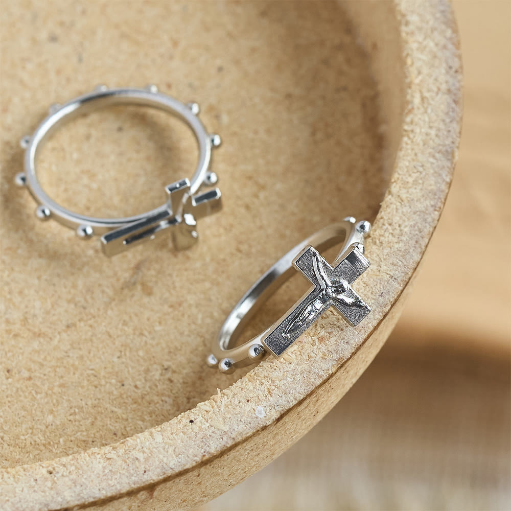 Classic Rosary Ring with Crucifix and Continuous Beaded Prayer Band: A Timeless Emblem of Devotion