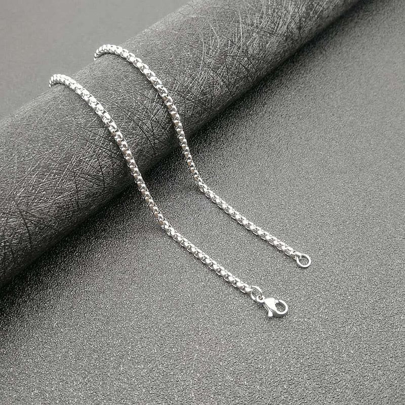 Jesus Head Pendant Necklace with Crown of Thorns and Zircon Accents: A Symbol of Sacrifice and Grace