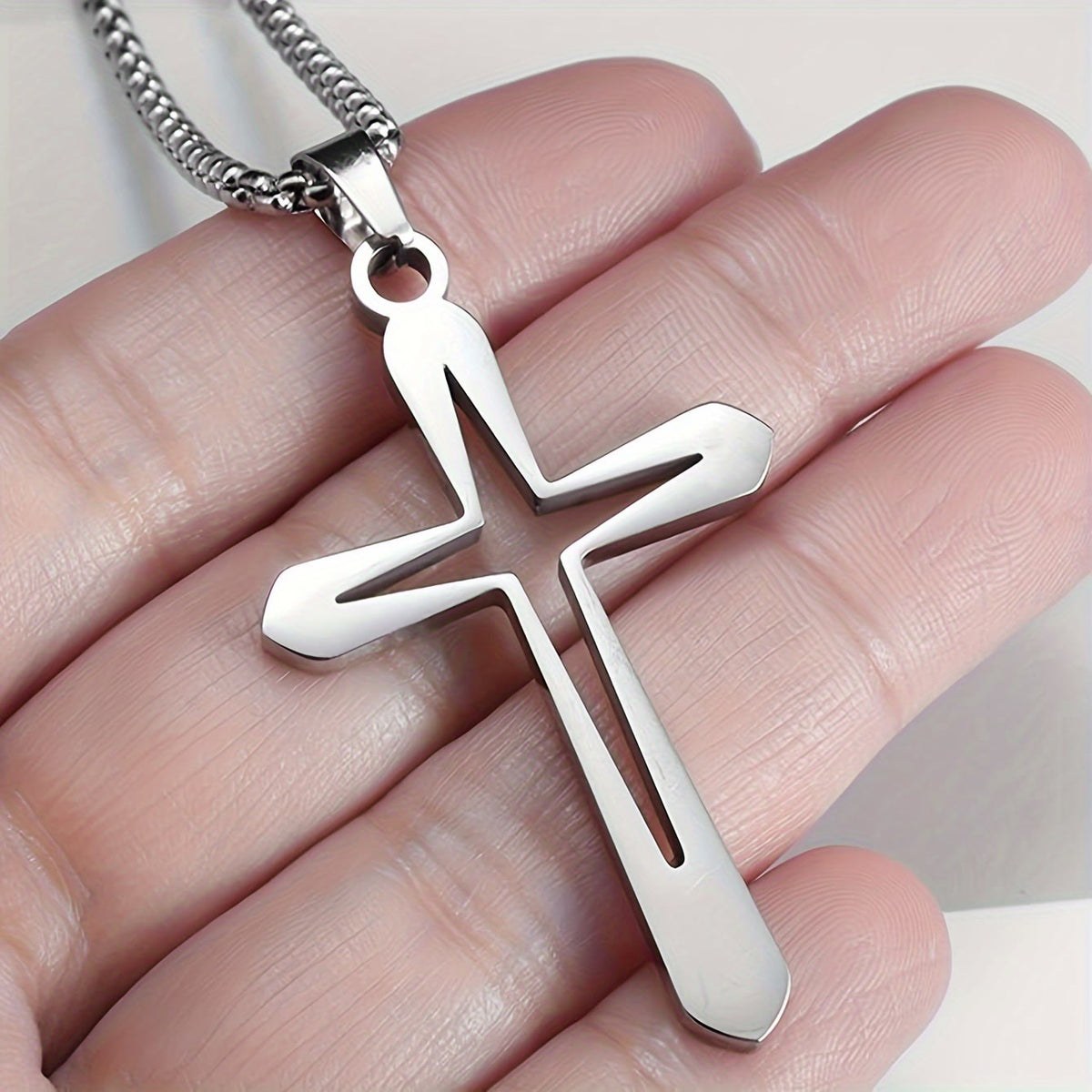 Sleek Contoured Cross Charm Necklace: Embodying Steadfast Grace and Heavenly Blessing