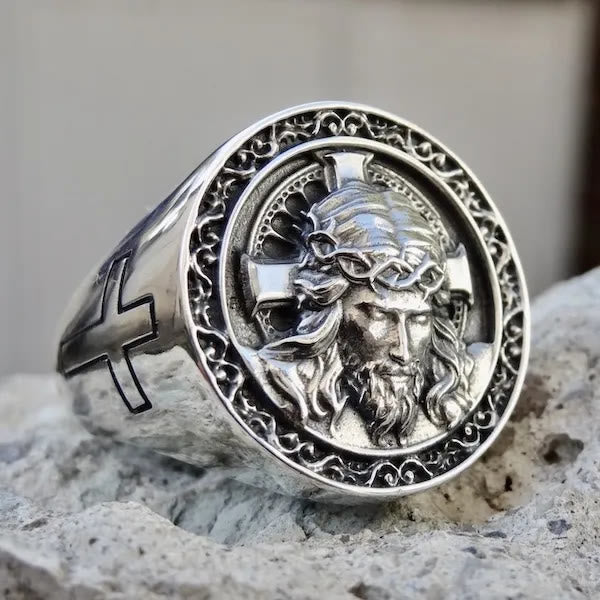 Round Plaque Crown of Thorns Jesus Scroll Border Signet Ring: Timeless Emblem of Unshakable Sacred Faith
