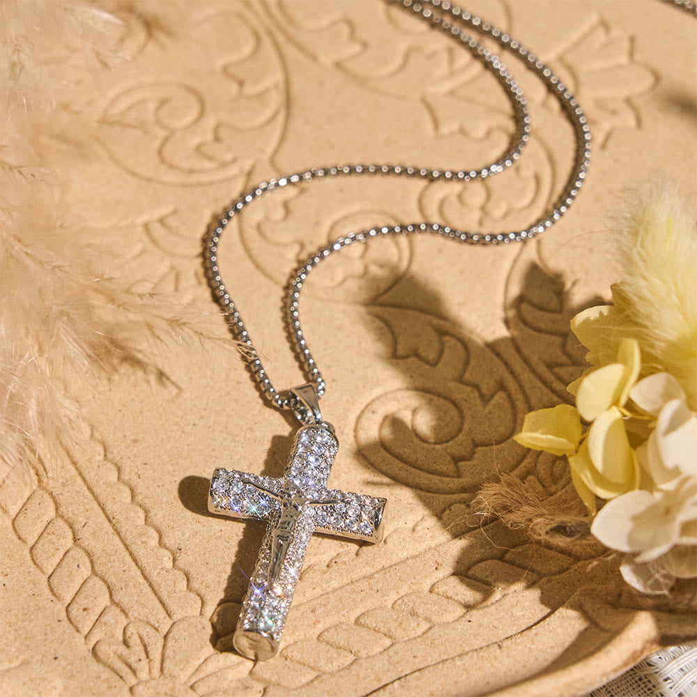 Jesus Crucifix Paved Necklace: Sparkling Detail for Faith & Daily Style