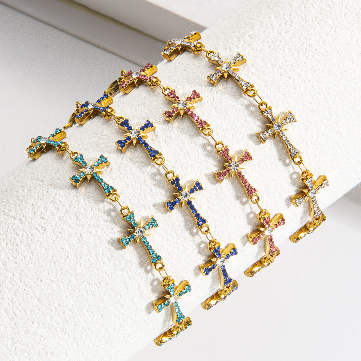 Sparkling Paved‑Stone Cross Link Bracelet: Emblem of Radiant Heavenly Blessings