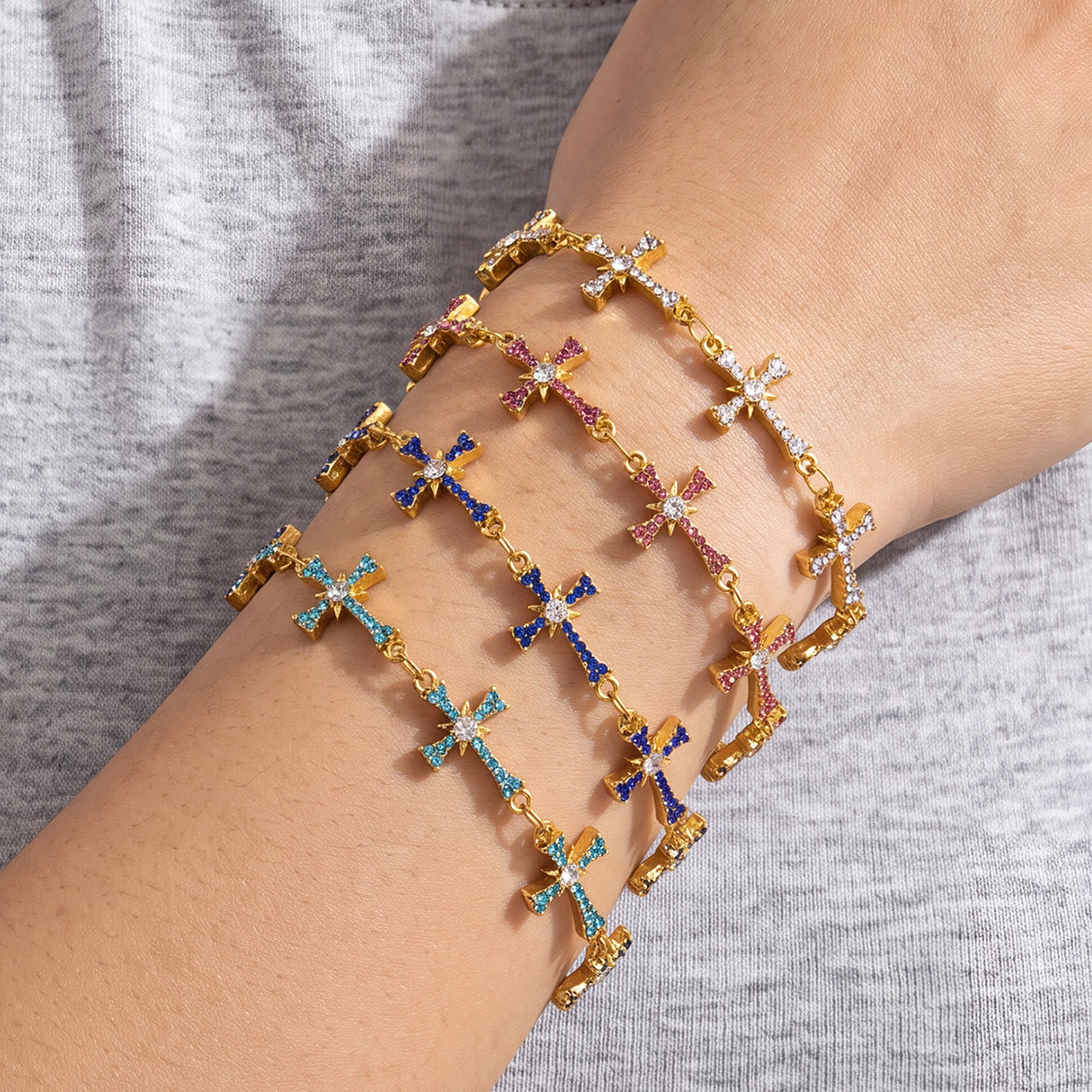 Sparkling Paved‑Stone Cross Link Bracelet: Emblem of Radiant Heavenly Blessings