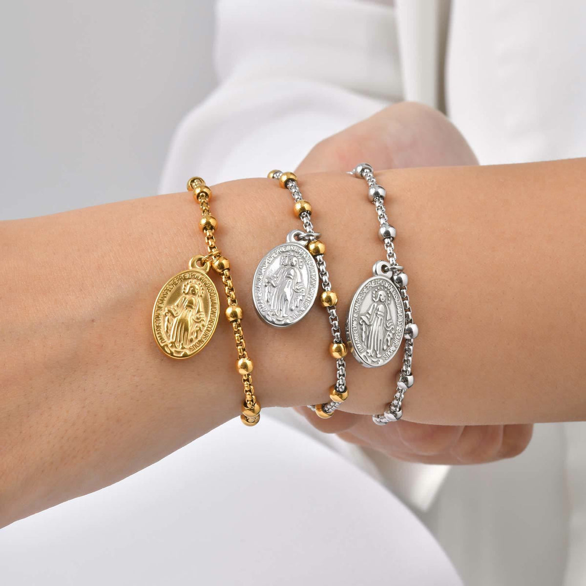 Textured Bead‑Chain Medal Bracelet: Token of Sustained Inner Fortitude
