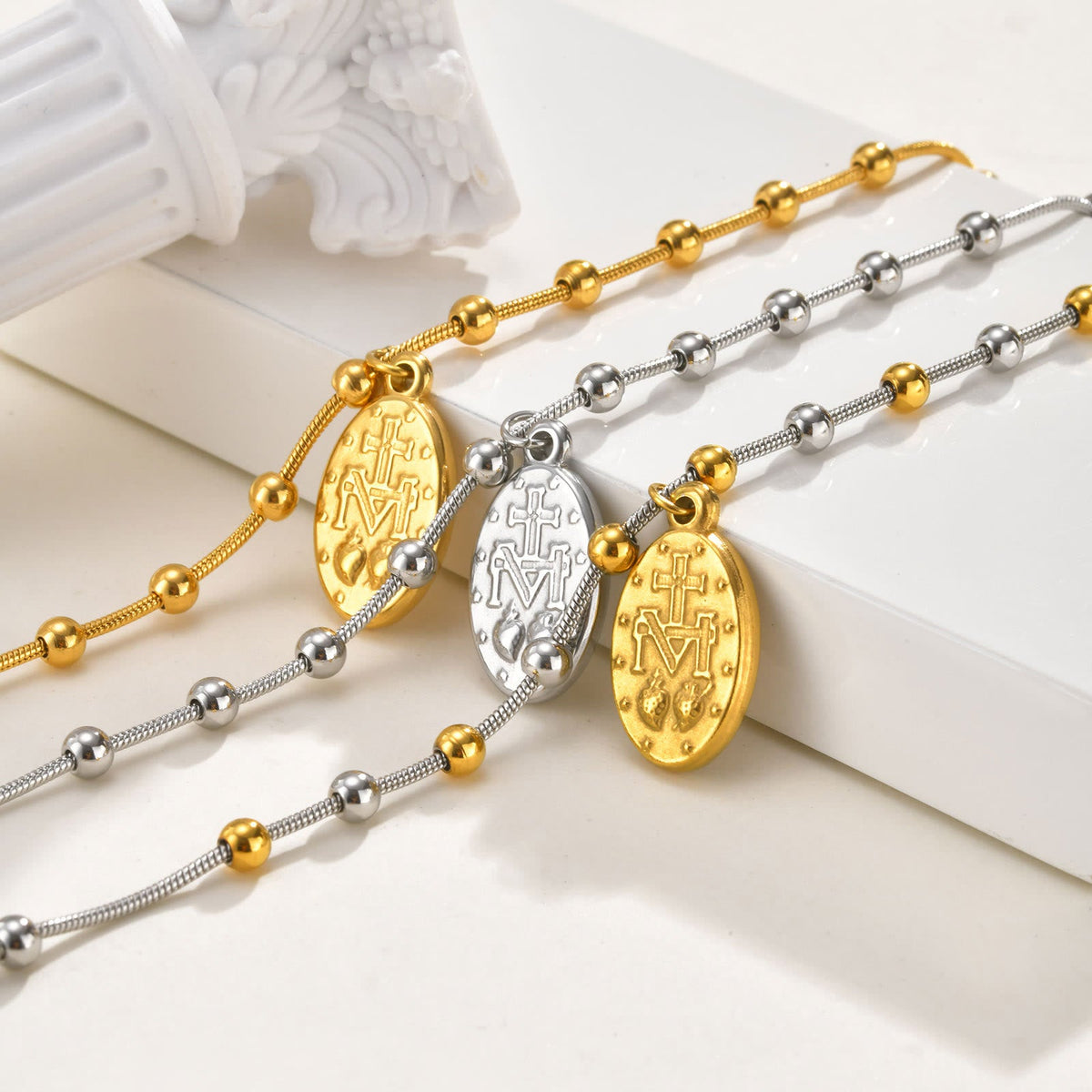 Textured Bead‑Chain Medal Bracelet: Token of Sustained Inner Fortitude
