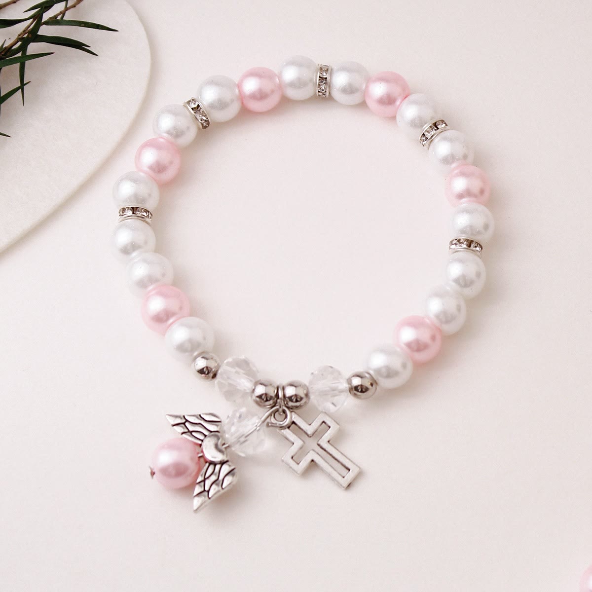 Lustrous Pearl Beaded Cross Stretch Bracelet: Emblem of Pure Heavenly Purity