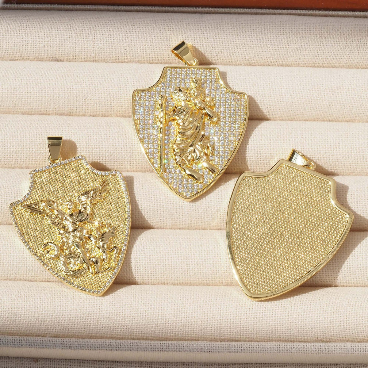 Ornate Shield‑Shaped Saint Pendant Necklace: Emblem of Mighty Heavenly Protection