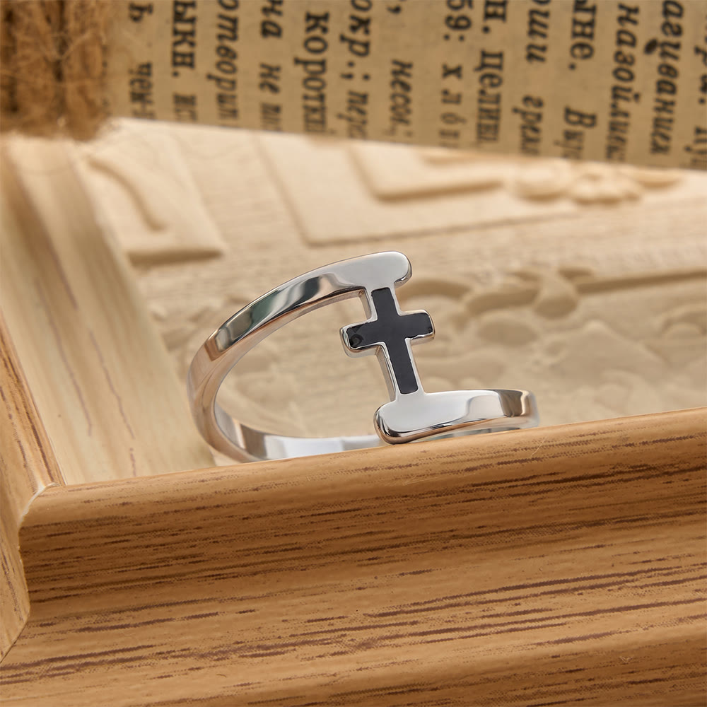 Curved Frame Black Inlay Cross Ring: Token of Enduring Celestial Guidance