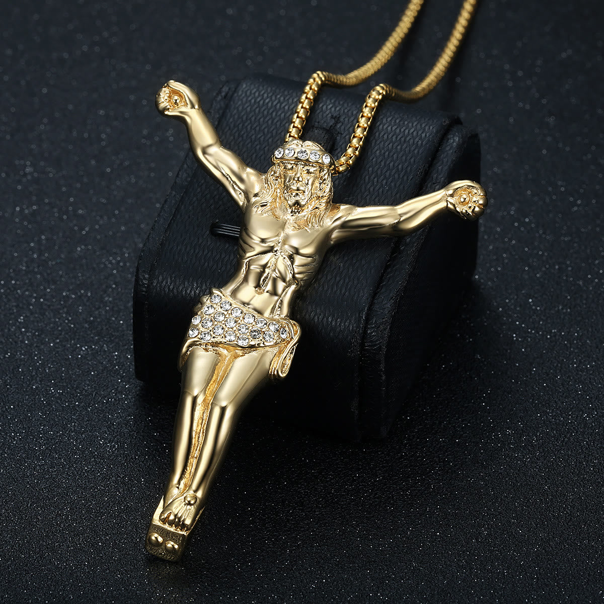 Sparkling Jesus Crucifix Chain Necklace: Sign of Gentle Celestial Shelter