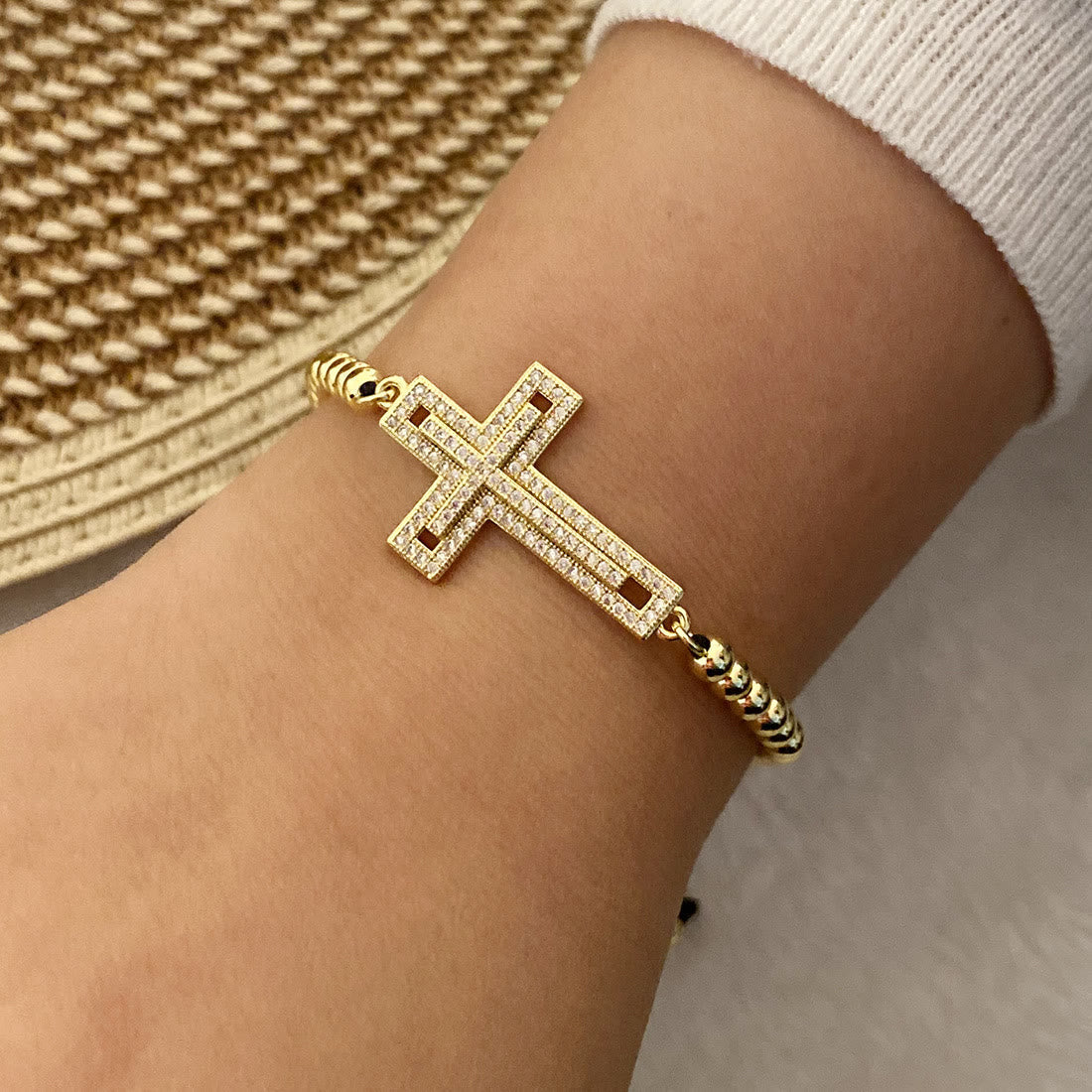 Multi‑Style Cross Charm Pull‑Cord Bracelet: Emblem of Abiding Spiritual Grace