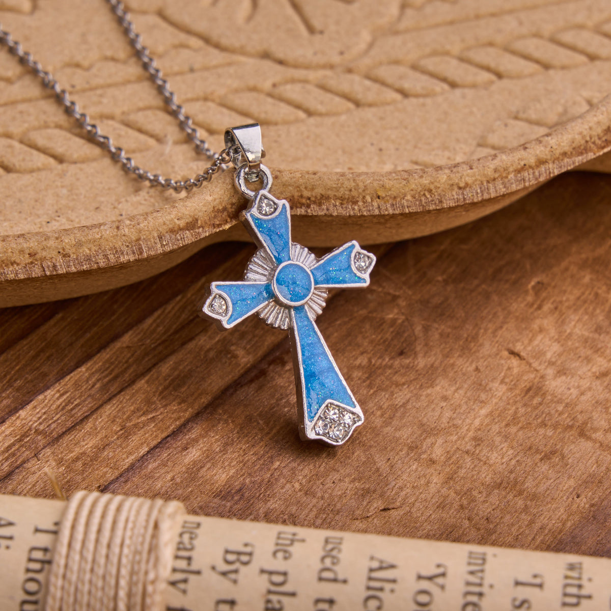 Vibrant Enamel Cross Pendant Chain: Badge Of Devout Heavenly Grace