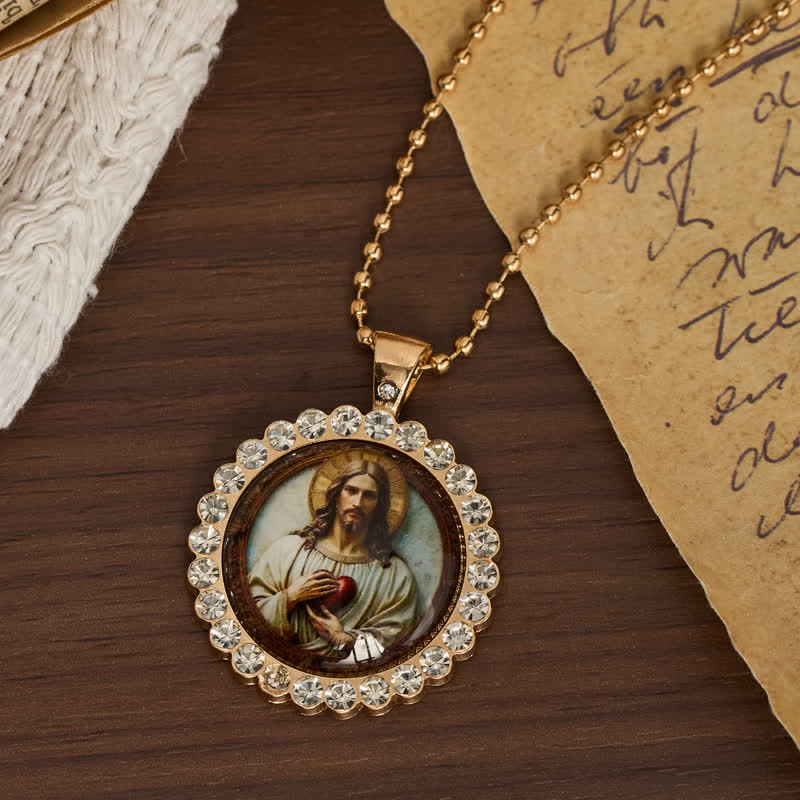 Round Sacred Heart Jesus Alloy Necklace: Symbol of Quiet Sacred Blessing