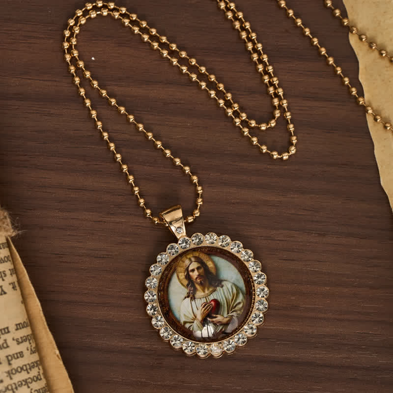 Round Sacred Heart Jesus Alloy Necklace: Symbol of Quiet Sacred Blessing