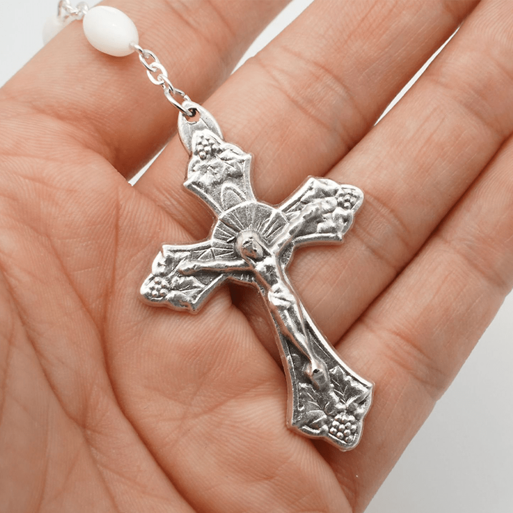 Blessed Virgin Mary: Catholic Mother-of-Pearl Rosary